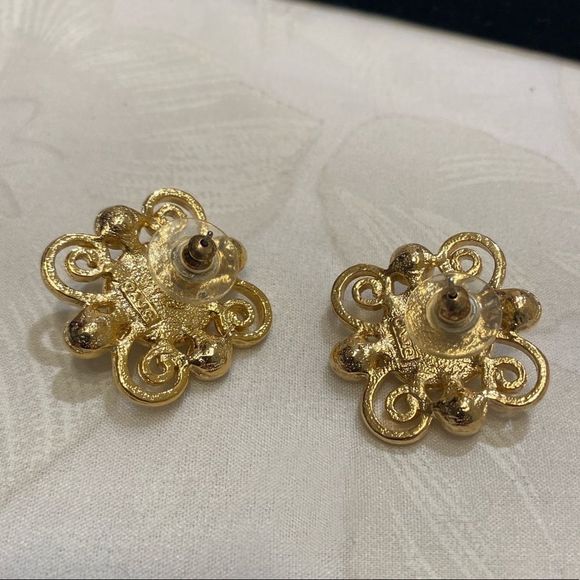 Vintage AJC Faux Pearl And Rhinestone Earrings - Picture 4 of 5